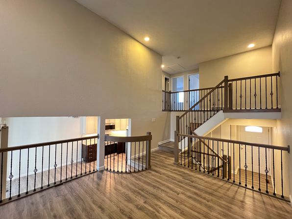 2844 S Lansing Way