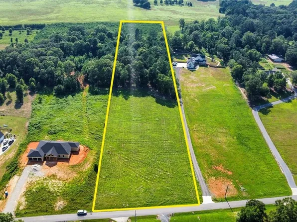 103 Jimmie Nelson Rd #8, Kingston, GA 30145