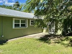 2095 NW Fork Road — Photo 3