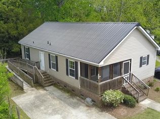 506 Rowsom St, Columbia, NC 27925