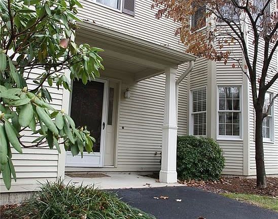 2nd image of 90 Trellis Dr