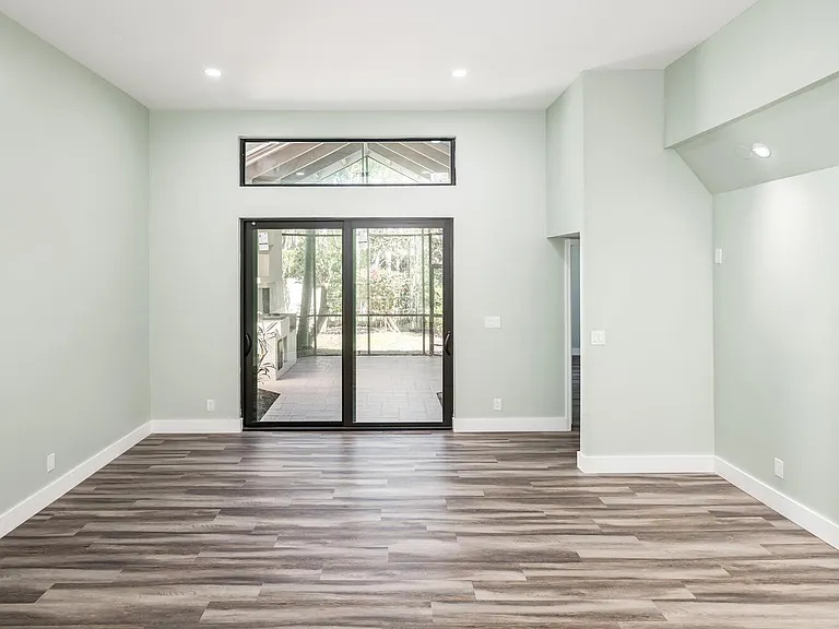 7481 Campo Florido — Photo 5