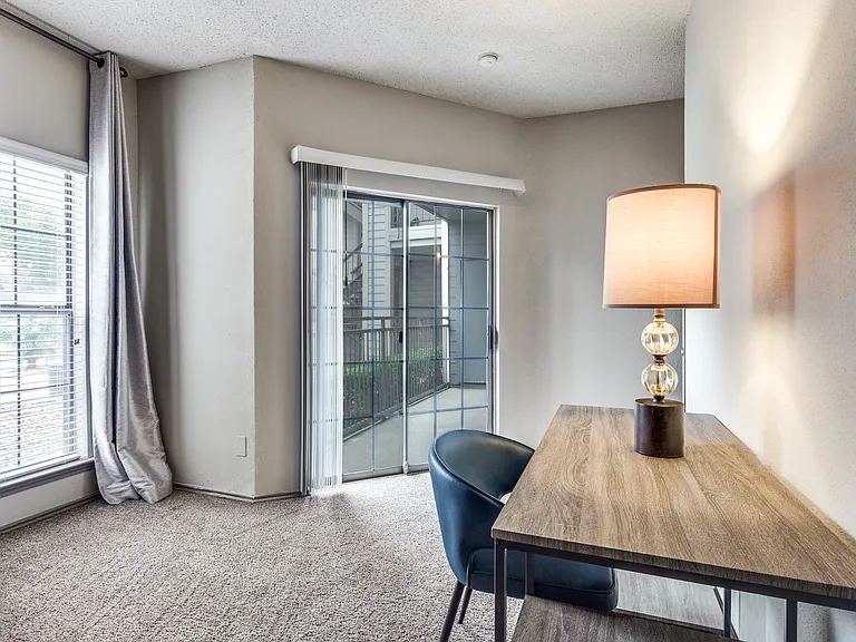 Hyde Park at Valley Ranch — Photo 10