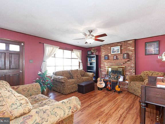 2nd image of 351 Persimmon Pear Ln
