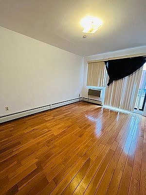 4th image of 75-62 113th St #3C