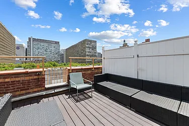 Rented by Mossanen Group