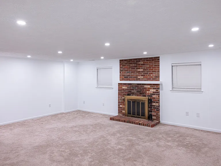 3979 Burning Bush Ct — Photo 26