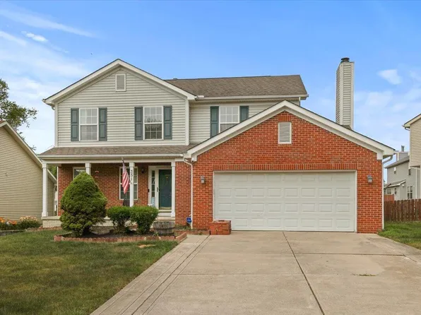 351 Cottage Grove Cir, Pataskala, OH 43062