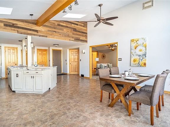 5th image of 8916 Candlewood Ln