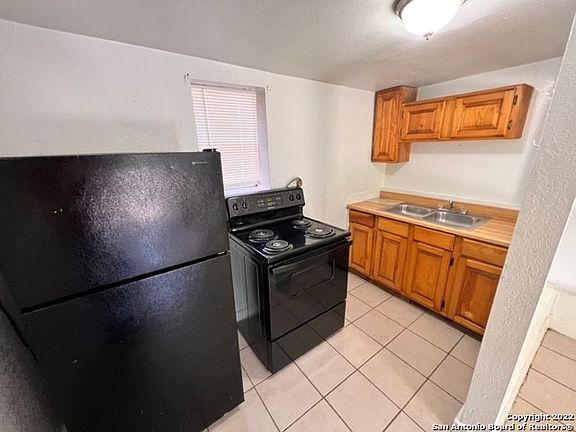 4th image of 1331 Avant Ave #3