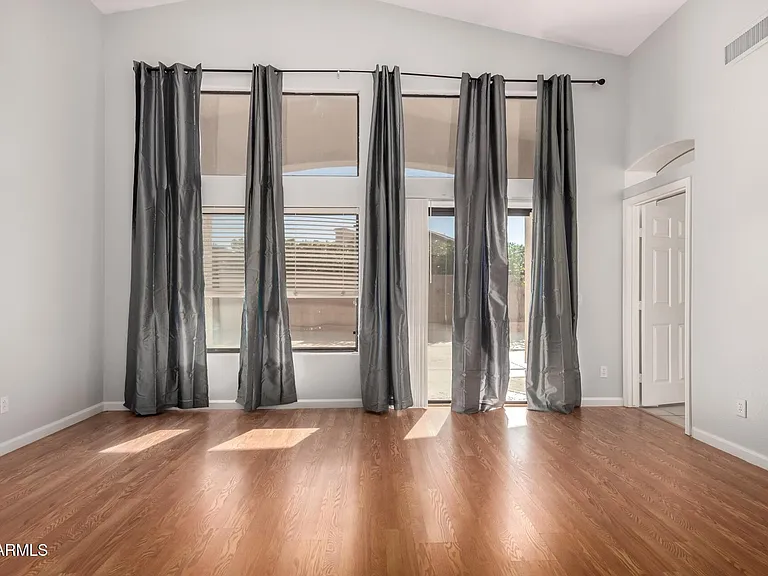 1625 E Montoya Ln — Photo 19