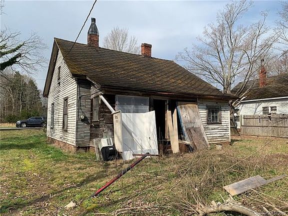 5th image of 627 S Eastway Dr