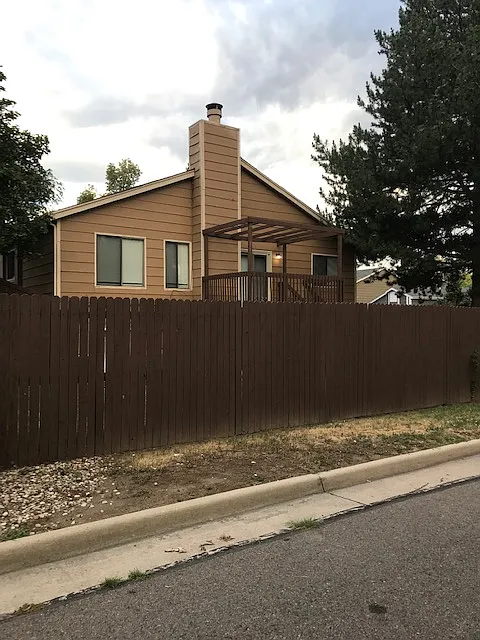 4 bed, 1974 sqft, $2,500 — Photo 2