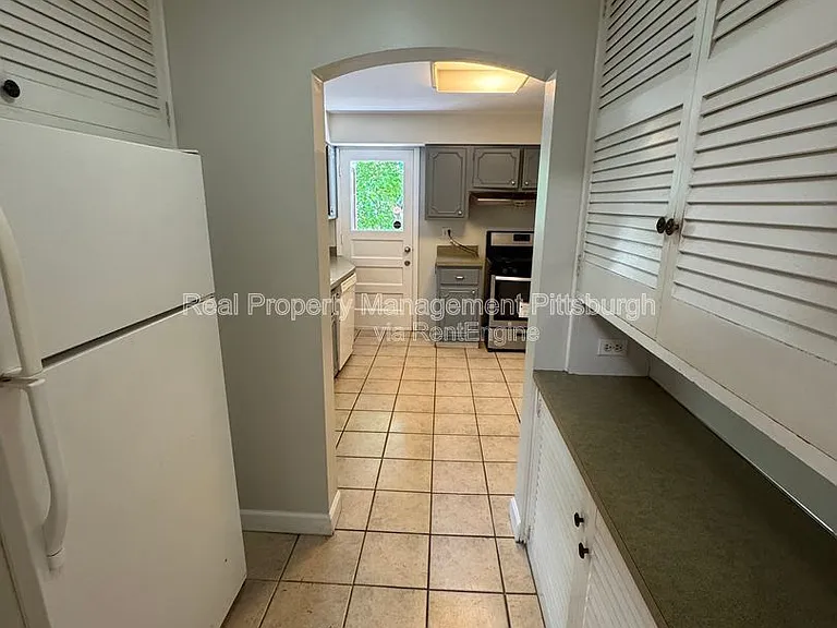 5622 Darlington Rd — Photo 8