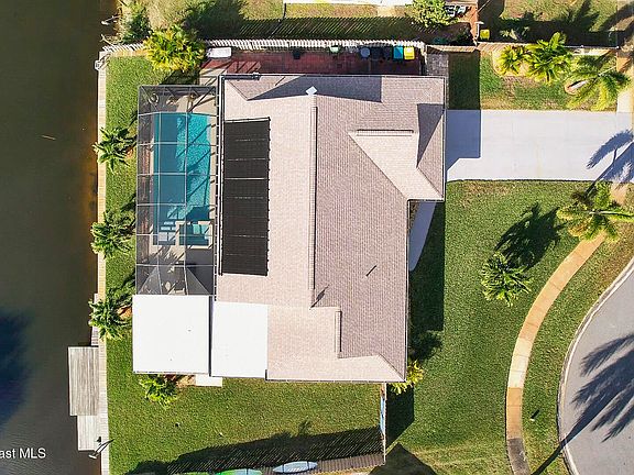 5th image of 2245 Chevalier Pl