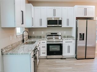402 Hogart St, Franklin, VA 23851