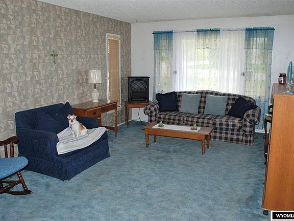 2nd image of 301 Hillcrest Dr