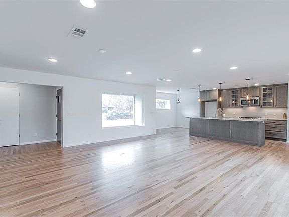 3rd image of 10119 San Lorenzo Ave