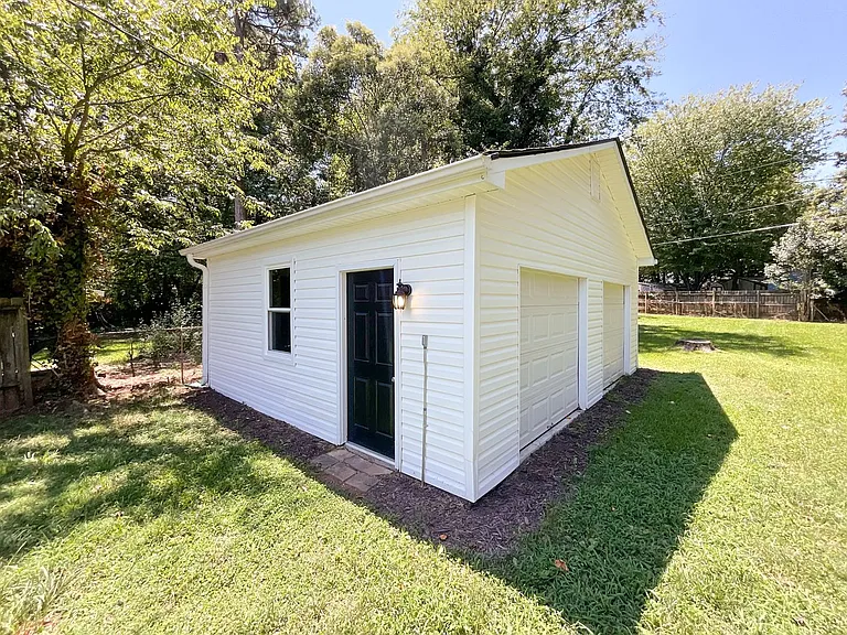 2232 Falmouth Rd — Photo 36