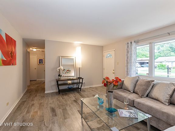 4th image of 15630 Lawndale Ave