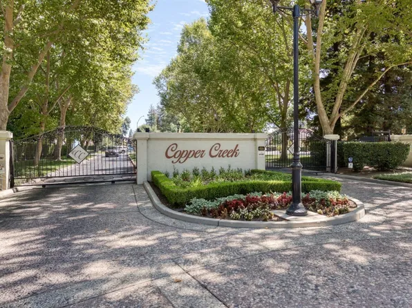 1048 Copper Landing Ct, Modesto, CA 95355