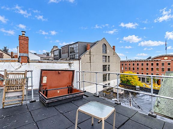 5th image of 332 Fore Street