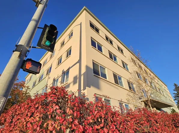 843 W 11th Ave APT 203, Anchorage, AK 99501