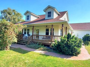 797 150th St, Roberts, WI 54023