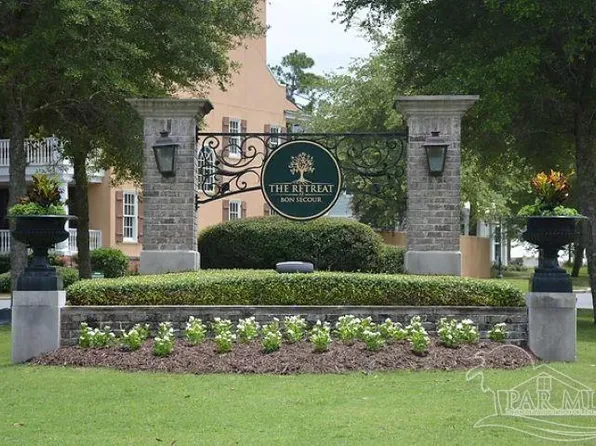 2540 Bienville Ave, Gulf Shores, AL 36542