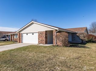 213 Doremus Dr #C, Monroe Township, NJ 08831