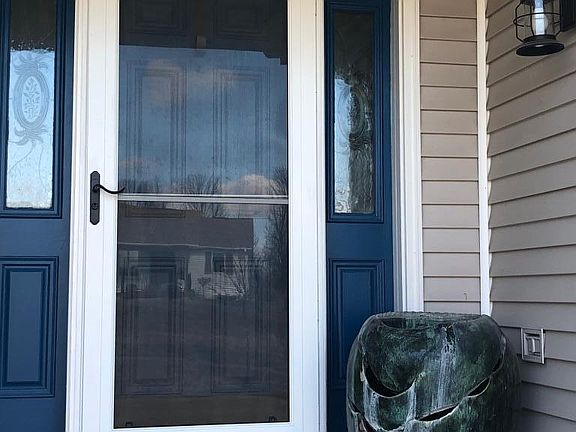4th image of 512 Fairview Dr