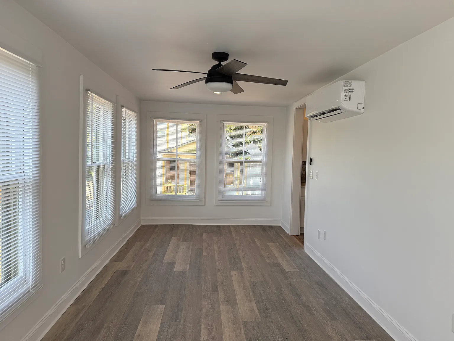 2 bed, 900 sqft, $1,100 — Photo 4
