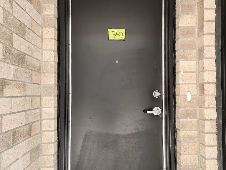 861 Sheppard Ave W #29 — Photo 38