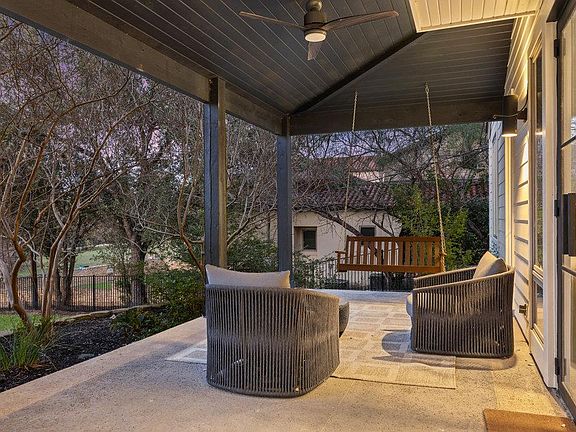 3rd image of 10908 River Terrace Cir