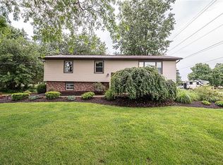 2210 Portage Line Rd, Mogadore, OH 44260
