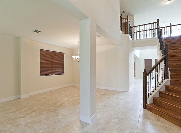 2nd image of 3715 Santa Inez St