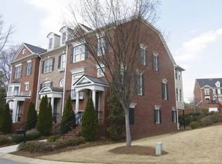 1200 Legacy Cove Ln, Roswell, GA
