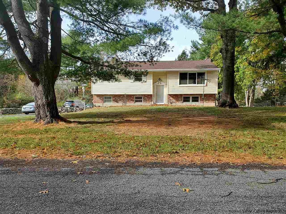 1st image of 7 English Ln