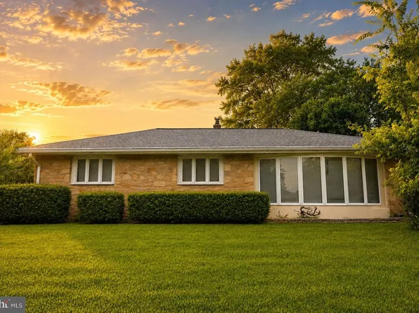 189 Hoover Ave, Norristown, PA 19403