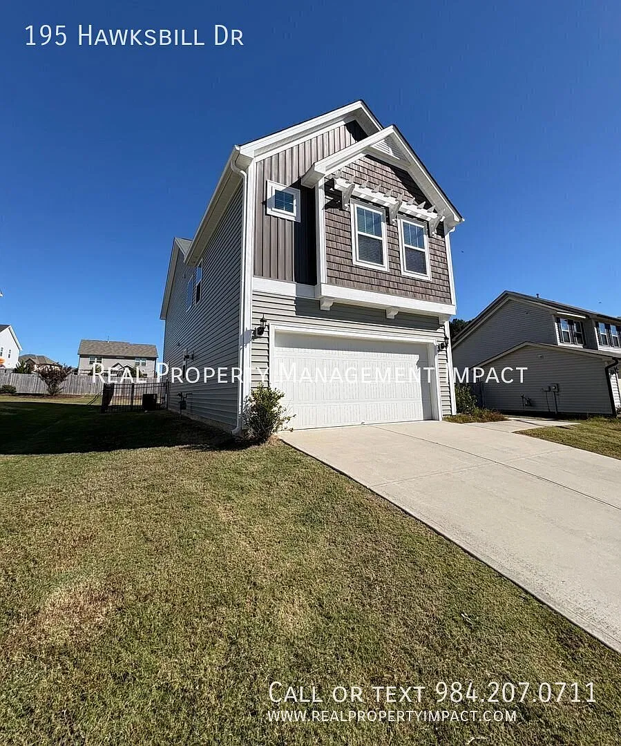 Spacious 3-Bed, 2.5-Bath Franklinton Home with Bonus Room & Screened-in Porch — Photo 3