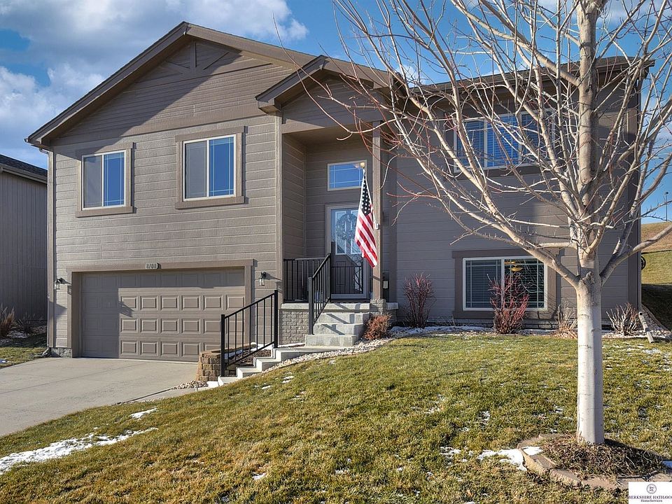 1st image of 8108 S 190th Ave