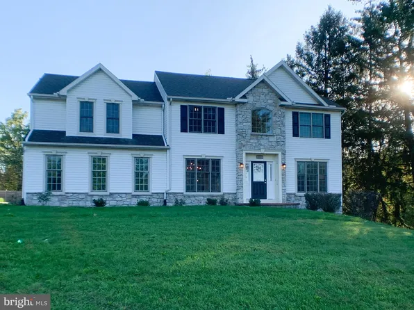 111 Bullrush Lndg, Elizabethtown, PA 17022