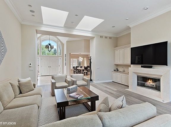 5th image of 1745 Lilly Ct