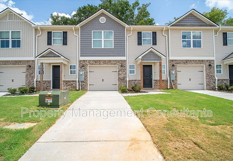 4151 Hudson Ct — Photo 1
