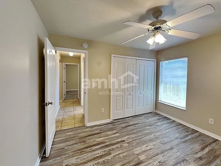 10222 Summer Elm Ave — Photo 19