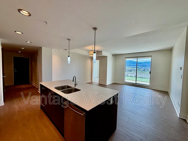 2040 Springfield Rd #802 — Photo 6