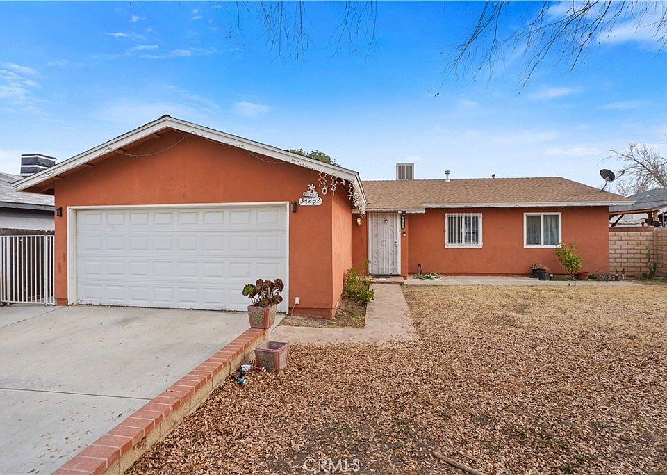 1st image of 37222 Cedrela Ave