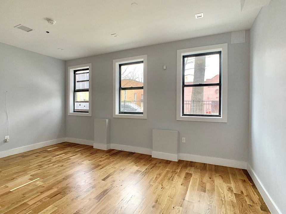 2nd image of 1666 Dean St #1FB
