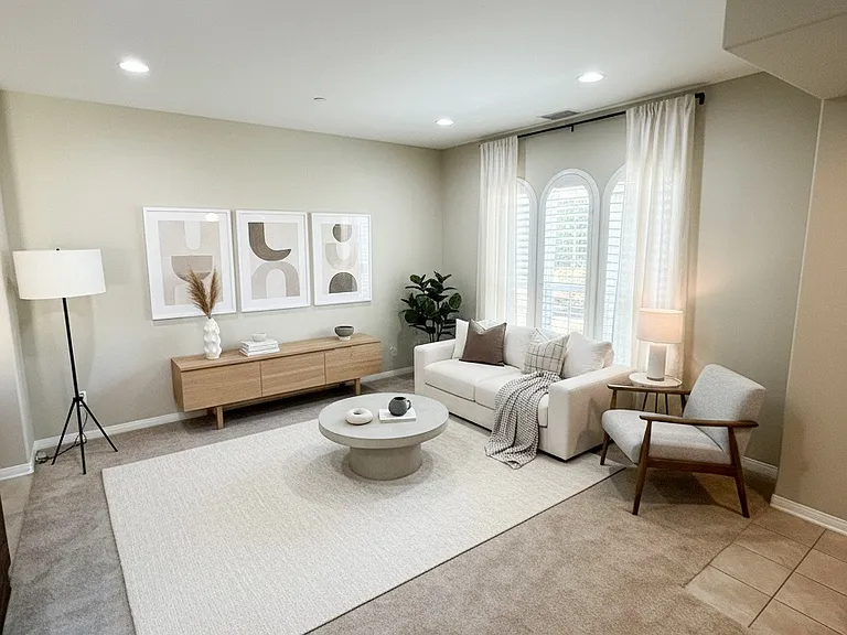 20329 W Paseo Los Arcos — Photo 3