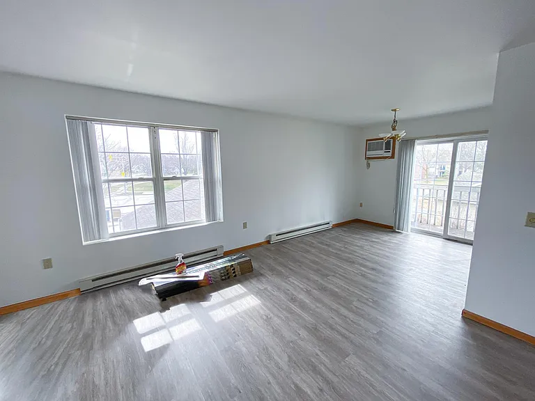 826 N Thompson Dr #1 — Photo 4